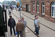 Die Fahrgäste treffen ein