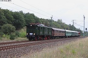 Sonderzug mit E77 10 und 112 565 nach Möllenhagen in Adamsdorf.